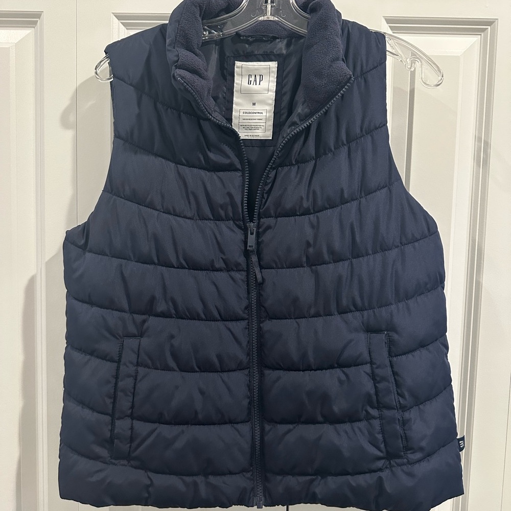 GAP Navy Puffer Vest